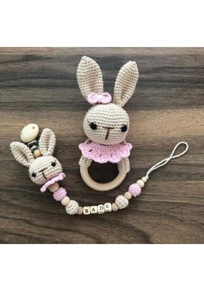 Amigurumi İsimli Emzik Zinciri Ve Çıngırak Seti Bej
