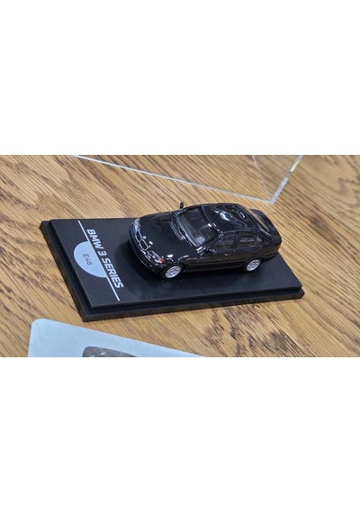 1/64 Bmw E46 Siyah - Collector Edition 50 Years Bmw 3 Series