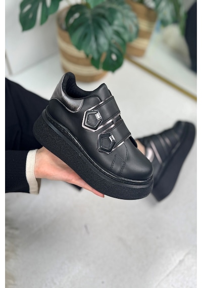 Günlük Kadın Sneaker Cırt Cırtlı Yüksek Topuk Tırtıklı Kaymaz Taban Yürüyüş Spor Ayakkabı 251 Siyah Günlük Kadın Sneaker Cırt Cırtlı Yüksek Topuk Tırtıklı Kaymaz Taban Yürüyüş Spor Ayakkabı 251 Siyah