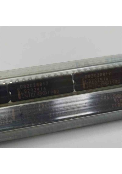 D82c28812 Intel Dip Entegreler 2 Adet