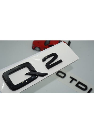 Audi Q2 40 TDi Parlak Siyah ABS 3M 3D Bagaj Yazı Logo Ürü