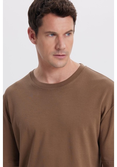 Tudors Unisex Oversize Geniş Kesim %100 Pamuk Yumuşak Dokulu Basic Bisiklet Yaka Kahverengi Tişört-35181 Kahverengi Tudors Unisex Oversize Geniş Kesim %100 Pamuk Yumuşak Dokulu Basic Bisiklet Yaka Kahverengi Tişört-35181 Kahverengi