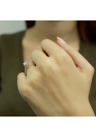 Lova G Renk 0,51 Karat Pırlanta Tektaş Yüzük - HRD Sertifikalı