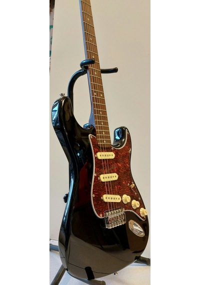 Elektro Gitar Model-1