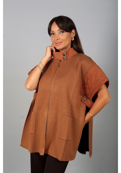 By Saygı Kadın Kapütone Detaylı Önü Fermuarlı Cepli Büyük Beden Oversize Panço Yelek Camel