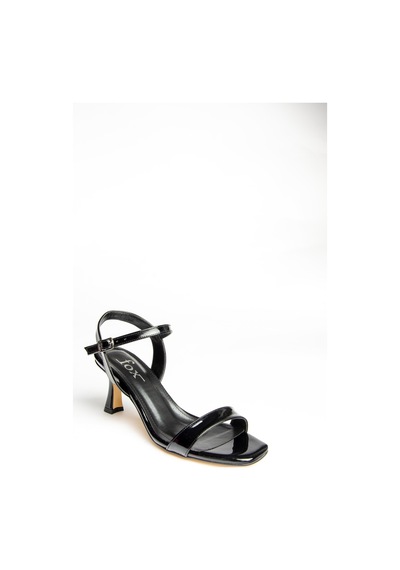 Fox Shoes U569519908 Siyah Rugan Alçak Topuklu Kadın Ayakakbı Siyah
