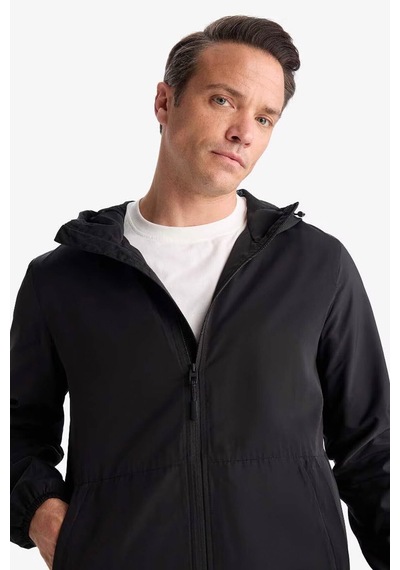 Defacto Su İtici Slim Fit Dar Kesim Kapüşonlu Fermuarlı Mont C5821ax25aubk27 Siyah Defacto Su İtici Slim Fit Dar Kesim Kapüşonlu Fermuarlı Mont C5821ax25aubk27 Siyah