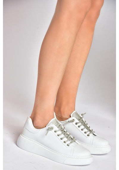 Fox Shoes P602001709 Beyaz Taşlı Bağcıklı Kadın Spor Ayakkabı Sneakers Beyaz