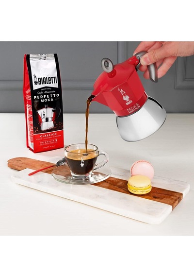 Moka İndüksiyon Kırmızı: 2 Cups Ocak Üstü Espresso Pişirici - 100ml - Alt Hazne: Dış Paslanmaz Çelik İç Alüminyum - Patentli Güvenlik Valfi - İndüksiyon Ocak Türleri İçin Uygundur Moka İndüksiyon Kırmızı: 2 Cups Ocak Üstü Espresso Pişirici - 100ml - Alt Hazne: Dış Paslanmaz Çelik İç Alüminyum - Patentli Güvenlik Valfi - İndüksiyon Ocak Türleri İçin Uygundur