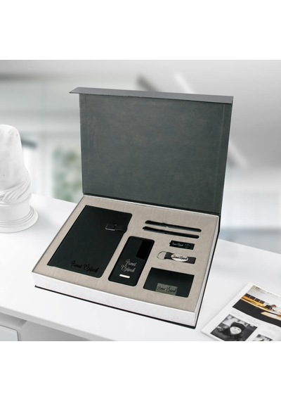İsme Özel Powerbankli Lüks Vip Set