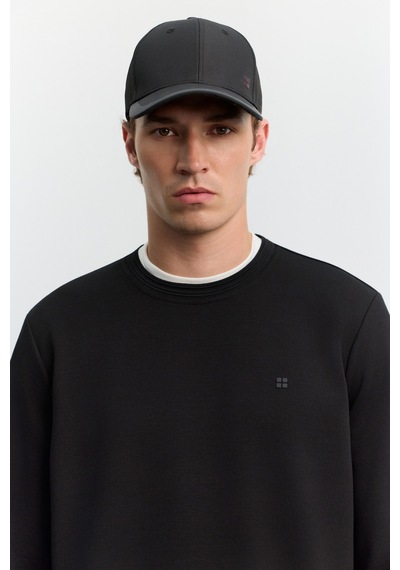 Avva Erkek Siyah Bisiklet Yaka Kolay Ütülenen Regular Fit Sweatshirt B001035