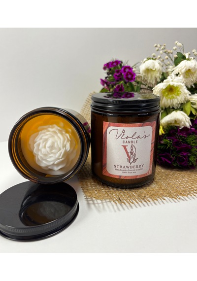 Violas Candle Amber Renk Cam Kavanoz Çilek Kokulu %100 Soya Wax Mum Beyaz