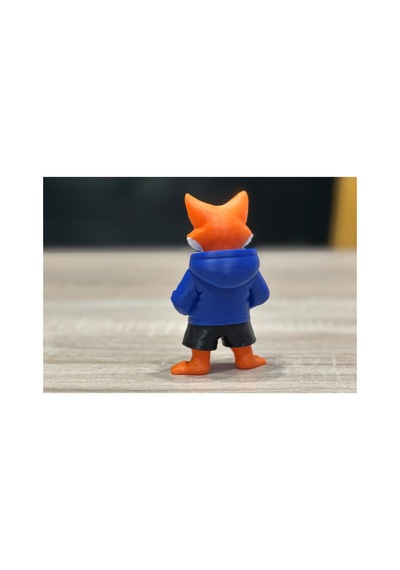 Kapüşonlu Tilki Figürü 10cm