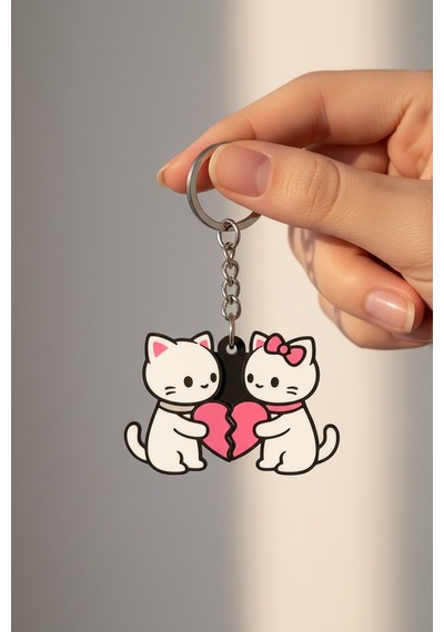 Kalp Tutan Kedi Figürlü Çift Anahtarlık
