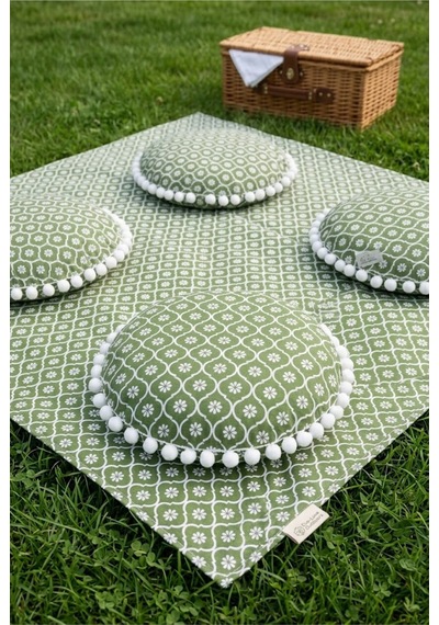 Piknik Örtüsü Seti Su Geçirmez Minderli Ponponlu Leke Tutmaz Kamp Örtüsü Yeşil Çiçekli 170x170cm Çok Renkli Piknik Örtüsü Seti Su Geçirmez Minderli Ponponlu Leke Tutmaz Kamp Örtüsü Yeşil Çiçekli 170x170cm Çok Renkli
