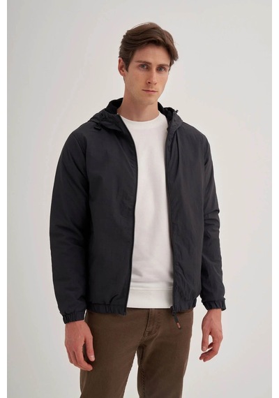 Cazador Basic Regular Fit Siyah Erkek Mont 10200