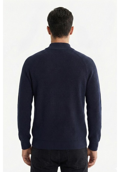 Sabri Özel Erkek Lacivert Dar Kesim Slim Fit Dokulu Örme Fermuarlı Yarım Balıkçı Yaka Triko Kazak Sabri Özel Erkek Lacivert Dar Kesim Slim Fit Dokulu Örme Fermuarlı Yarım Balıkçı Yaka Triko Kazak