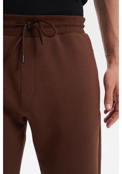 Ar-ma Erkek Slim Fit Basic Interlok Dar Paça Eşofman Altı Arka Ve Ön Cepler Gizli Fermuarlı %80 Pamuk %14 Polyester %6 Elastane K30174998802 Kahverengi-k1 Kahverengi Ar-ma Erkek Slim Fit Basic Interlok Dar Paça Eşofman Altı Arka Ve Ön Cepler Gizli Fermuarlı %80 Pamuk %14 Polyester %6 Elastane K30174998802 Kahverengi-k1 Kahverengi