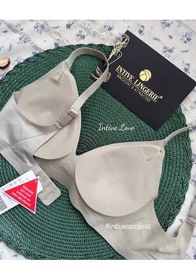 Softease V Yaka Balensiz Dikişsiz Lazer Kesim Rahat Soft Kumaştan Açık Fıstık Yeşil