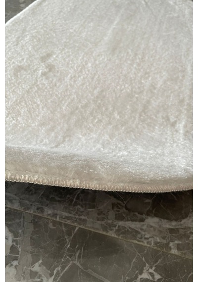 Tropikal Home Post Peluş Yumuşak Oval Halı Tüylü Halı Kaymaz Taban Konforlu Dekoratif Yıkanabilir Beyaz