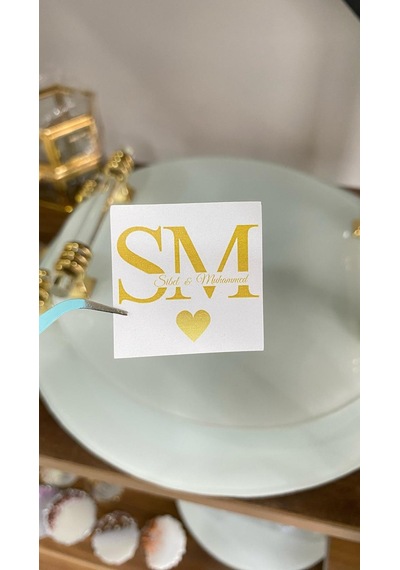 Söz, Kına, Nişan Gold Renk Kalpli Çikolata Etiketi 3,5x3,5 Cm 70 Adet - Arletikettasarım Beyaz
