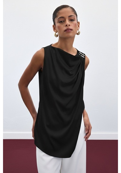 Sateen Aksesuar Detaylı Kolsuz Bluz - Siyah-136916 Siyah