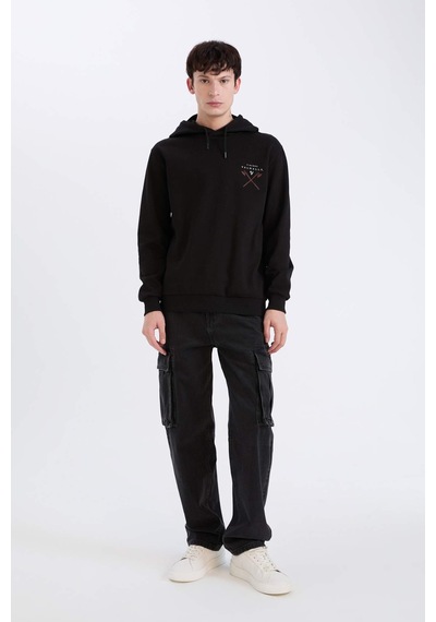 DeFacto Vikings Valhalla Regular Fit Kapüşonlu Sırt Baskılı Sweatshirt E3211AX24WNBK81 Siyah DeFacto Vikings Valhalla Regular Fit Kapüşonlu Sırt Baskılı Sweatshirt E3211AX24WNBK81 Siyah