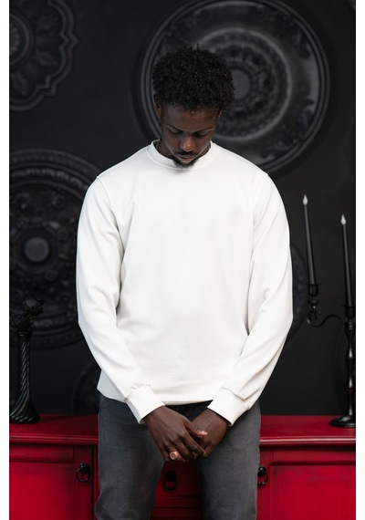 Dorss Regular Fit Armürlü Bisiklet Yaka Likralı Mevsimlik Sweatshirt Beyaz