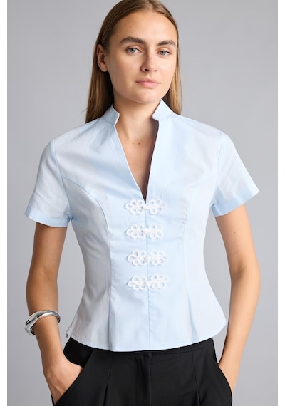 Defacto %100 Pamuk Fitted Hakim Yaka Çiçek Aplikeli Kısa Kollu Poplin Bluz I7460ax26hsbe250 Mavi-be250