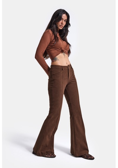 Kadın Kahve Flare Fit Pürüzsüz Dokulu Esnek Velvet Kadife Kumaş Pantolon