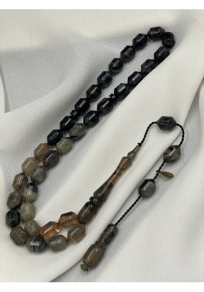 Ayhan Turan İmzalı El Boy Alacalı Siyah-krem Sıkma Kehribar Tesbih 7x10 Mm
