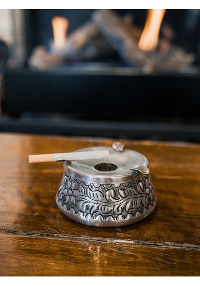 Bakır Kül Tablası Kabartmalı Gümüş Renk