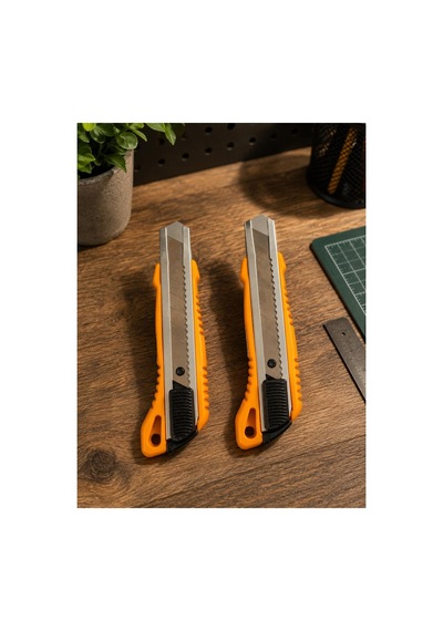 2 Adet Maket Bıçağı + 10 Adet Yedek Uç