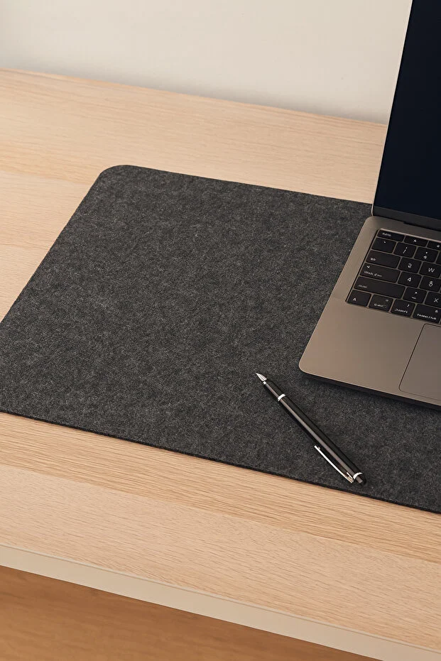 Keçe Çalışma Masası Düzenleme Ve Oyuncu Mouse Pedi Masa Üstü Düzenleyici 40x90 -