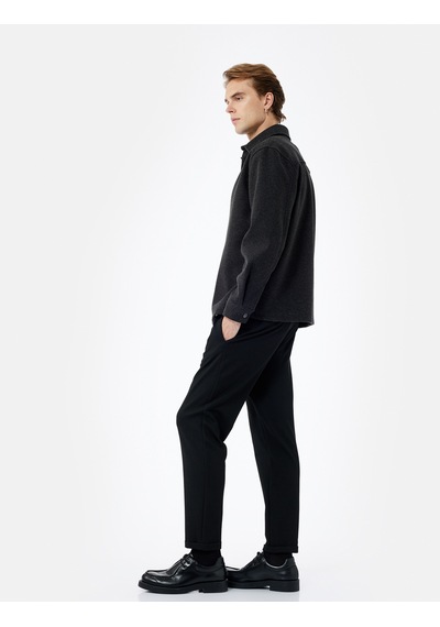 Koton Straight Fit Pike Kumaş Cep Detaylı Rahat Kesim Beli Bağcıklı Pantolon Siyah 7wam40003hk
