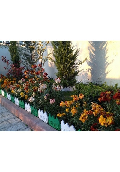 Dekoratif Bahçe Çiti 8 Adet 1.36 Cm Lale Kabartmalı Desen Beyaz