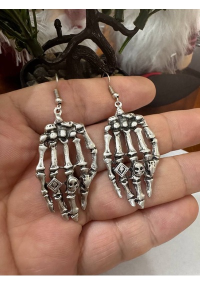 İskelet El Formlu Detaylı Metal Sallantılı Küpe Çok Renkli