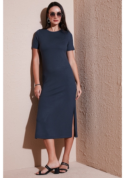 Lela Regular Fit Bisiklet Yaka Yırtmaç Detaylı Midi Bayan Elbise 5866165 Füme