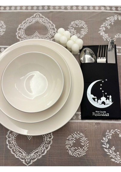 Gümüş Yaldızlı Siyah Hoşgeldin Ramazan Yeni Ay Desenli Cepli Peçete 12 Li