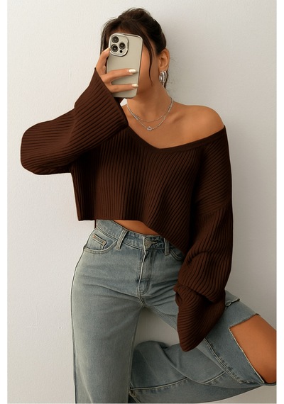 Samin Kadın Oversize V Yaka Triko Crop Kazak Kahverengi - 660238741 Kahverengi
