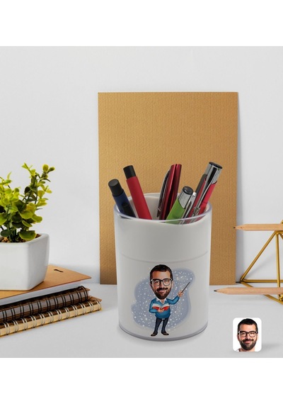 Bk Gift Kişiye Özel Erkek Öğretmen Karikatürlü Beyaz Akrilik Kalemlik - Model 2