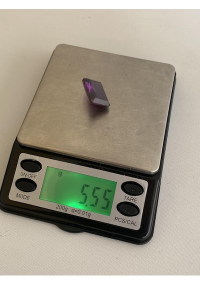 Faset Kesim Mor Safir Taşı 27,5 Karat