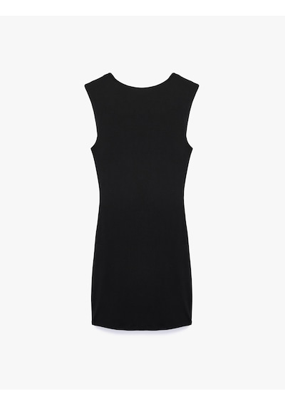 Koton Slim Fit Kolsuz Bisiklet Yaka Metal Aksesuarlı Mini Elbise Siyah 6sak80231fk