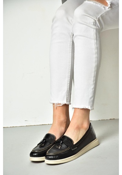 Fox Shoes P555014103 Siyah Hakiki Deri Kadın Ayakkabı Siyah