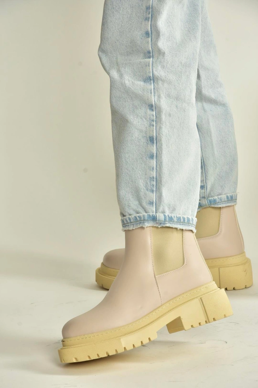 Fox Shoes V652649009 Bej Lastik Detaylı Kalın Tabanlı Kadın Bot Bej-suni Deri