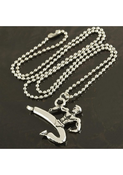 Karateci Metal Kolye-gümüş Rengi N145