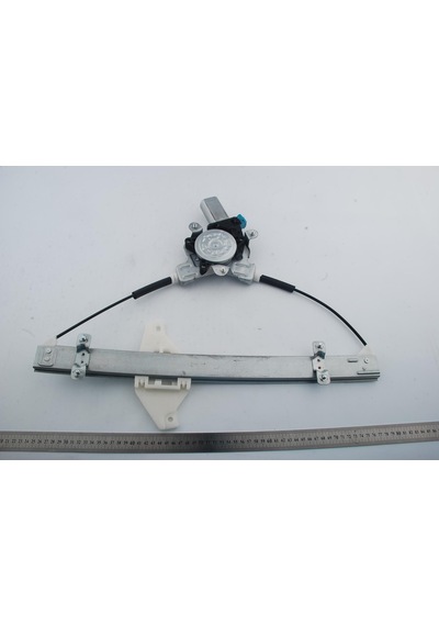 Itaqı Ön Sağ Cam Krikosu Motorlu Hyundai Accent 2000-2005 Uyumlu 8240425010