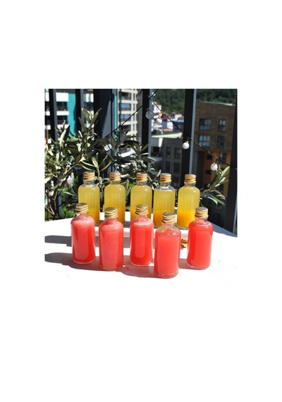 10 Adet 50 Ml Cam Şişe Gold Metal Kapaklı Mini Shot Meyve Suyu İçecek Şişesi