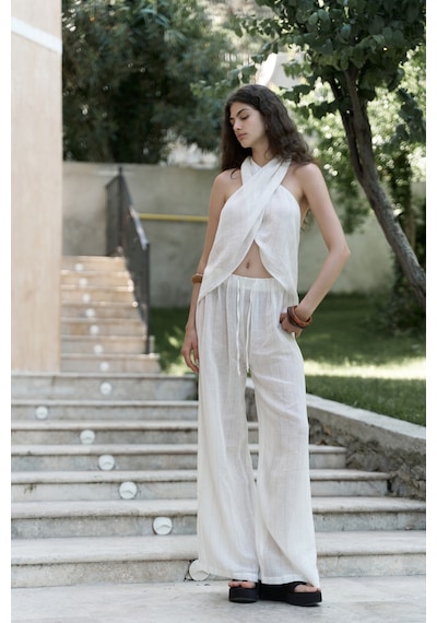 Mai Collection Mai Studios Co. Cadhas Boyundan Bağlamalı Ekru Crop Pantolon Takım Ekru