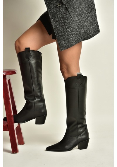 Fox Shoes Z654182303 Siyah Hakiki Deri Kalın Topuklu Kovboy Model Kadın Çizme